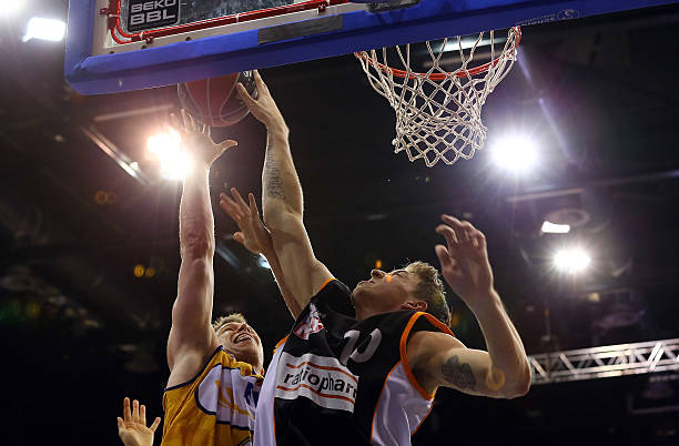 通过这样的 通过这样的