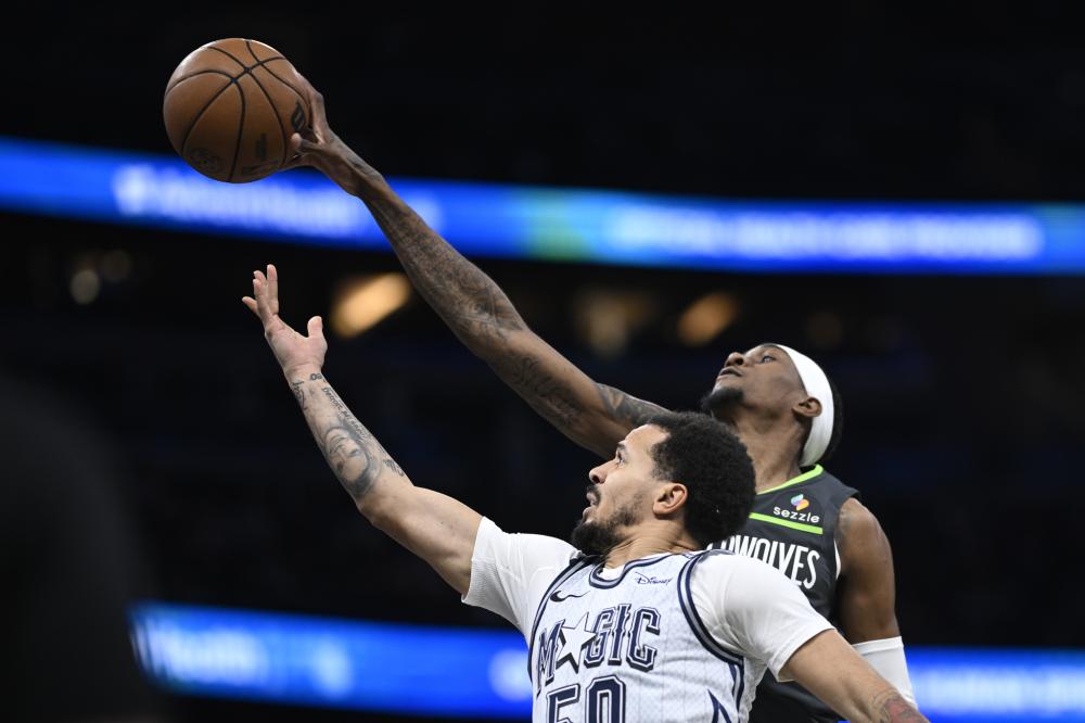 斯相提并论 斯相提并论